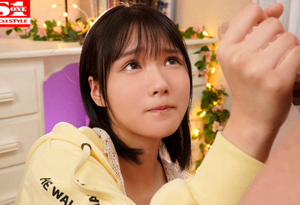 ３０年に１度クラスの１９才美少女がＡＶデビュー！アソコぺろぺろで発情させてフェラや挿入を楽しむ《小倉七海》