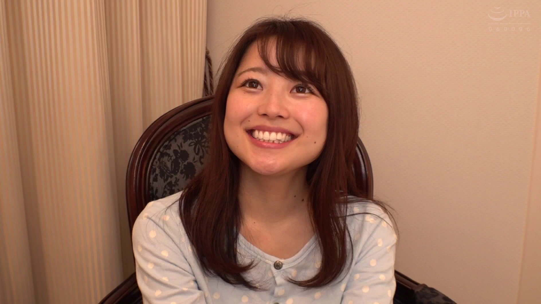 ☆女子大生×ナンパ×生ハメ☆素人のウブなJDを口説いてゴム無しSEX・”おっきいのがあたってる”気持ちよすぎ!我慢できずに膣射