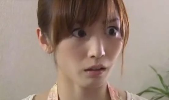 【ながえスタイル】「おばさんを見ると勃起してしまい…」甥の告白に驚愕する人妻!盗撮写真で脅されて犯されて!