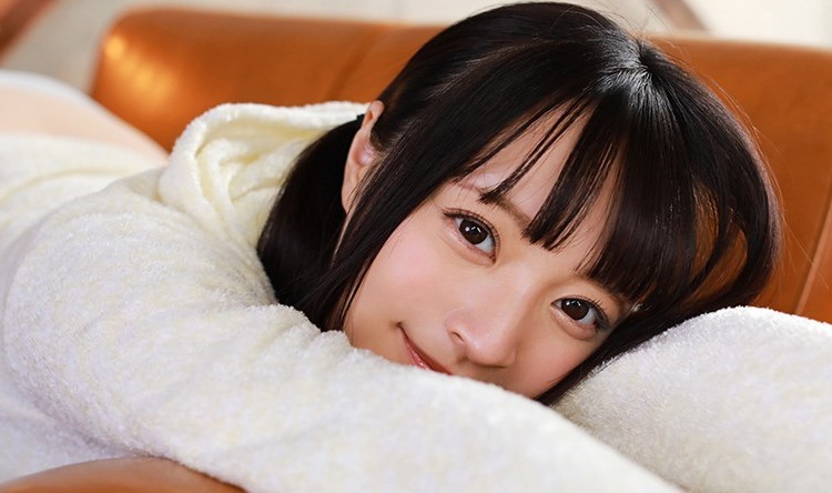 ☆kawaii×デビュー☆卒業したての18歳!清楚系美処女がエロく乱れる・笑顔が可愛い綺麗なお顔にたっぷり顔射【清宮すず