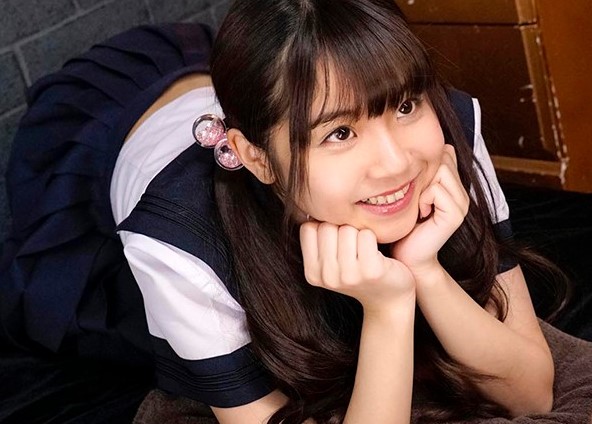 ☆痴女×微乳×乳首責め☆乳首弄りが大好きな小悪魔美少女・悶える男達を笑顔で犯す・徹底的に責めるエロビッチ【永野いち夏