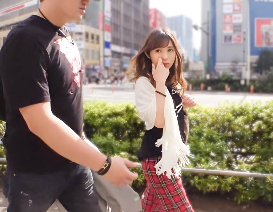 【素人ナンパ】『すいませ~んwイイデスカ?』街中で清純そうなギャル発見!声かけホテルで痴態に及ぶw