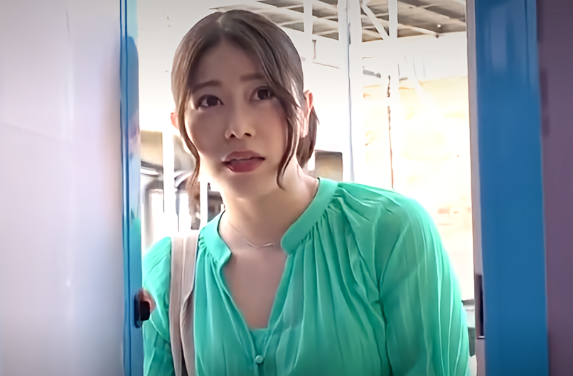 MM号で素人子持ち奥様をナンパしてみた!性欲が強すぎる男性のデカすぎる肉棒に欲求不満な女性が大興奮w生中出しされちゃう♡