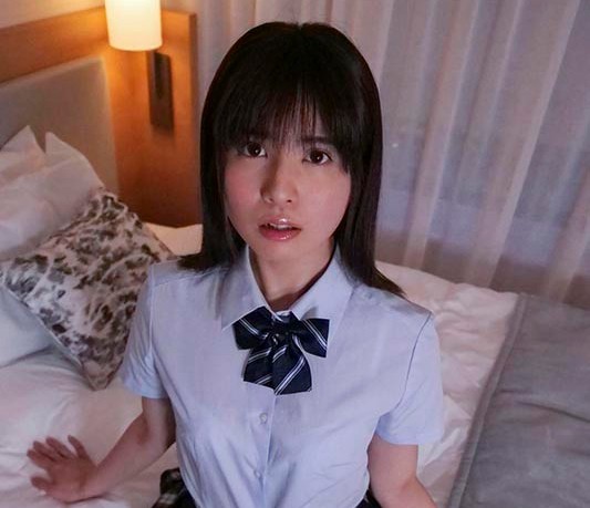 【熟女・おばさん】”今日は絶対帰ってこないから大丈夫♡”この女、出来る限りのおめかしをして若い男と不倫する！