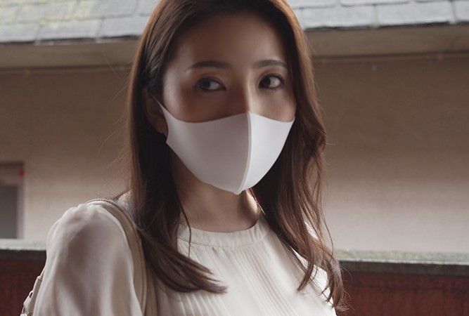 引っ越した先で出会った近所の美人奥様・ダメとは言いながら濃密な不倫SEXを繰り返す不貞妻★妃ひかり★
