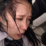 【ＪＫレイプ】”やめて！気持ち悪い...！！”可愛い美少女を背後から付け回し、タイミングをみて襲い掛かる！日泉舞香