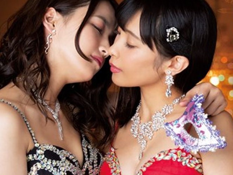 【女ｘ女】『快楽の世界へようこそ』向井藍と逢見リカのとっても濃厚なレズプレイ！おっぱい揉み合いながらキス