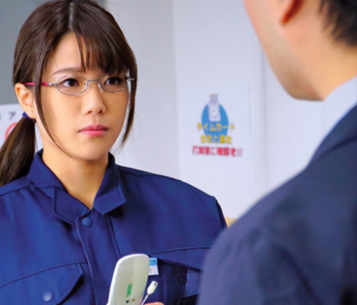 【巨乳】会社の地味なメガネ女子が脱いだら凄かった・・性欲が強く何回も精子を搾り取られるイチャラブSEX！＜佐知子＞