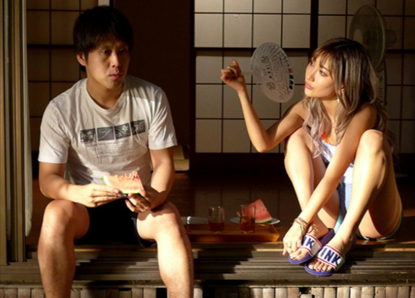 【ギャル】夏休みにバイトしようと思ったら・・彼氏よりも大きいチ◯ポを目の前に何度もSEXする痴女がエロすぎる＜AIKA＞