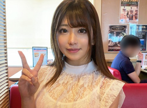 【素人】マチアプで会った美少女たちとのSEXがたまらない！おっぱいはキレイで乳首もビンビンでガン突きすると感じまくり！