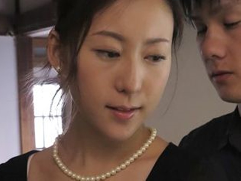 【松下紗栄子】『さびしかったの』義理の弟に優しくされて心が揺れる美人妻！巨乳を揺らしてNTR-SEX