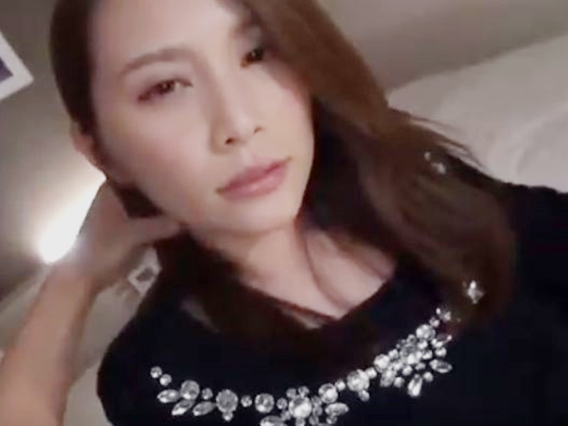 【素人ナンパ】『美人ですね、奥さんなんですか？』ナンパしてついてきた熟女は大当たり！エロさが際立つ眼差し