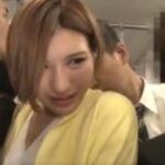 【中出し】電車に乗ると突然何人もの男性に囲まれてしまい・・抵抗出来ずにどんどん興奮し敏感な体になり性欲が爆発してしまう！