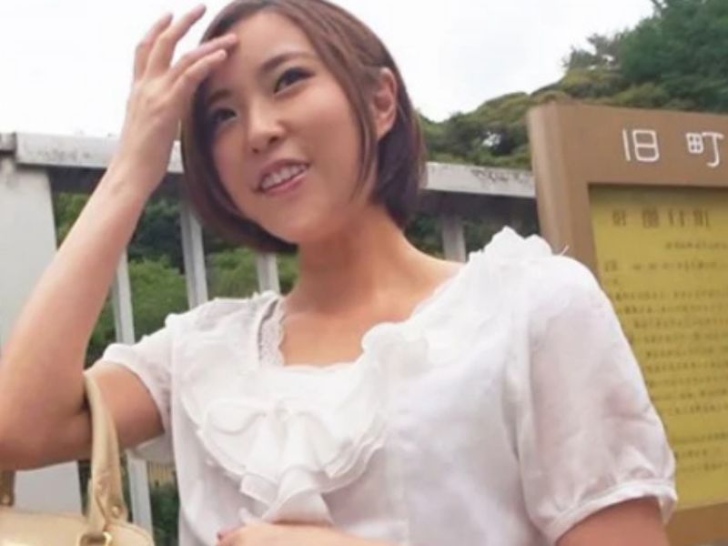 【JD】お嬢様風の素人JDにナンパをしてみると・・実際はSEXが大好きでデカ◯ンでガン突きするとすぐにヨガる超ド変態だった！