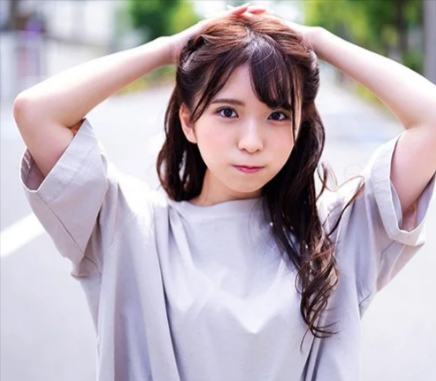 【美少女】処女を卒業したばかりなスレンダーな女の子は感度抜群！マ◯コは糸を引いてチ◯ポを入れると何度も絶頂！＜天音ゆい＞