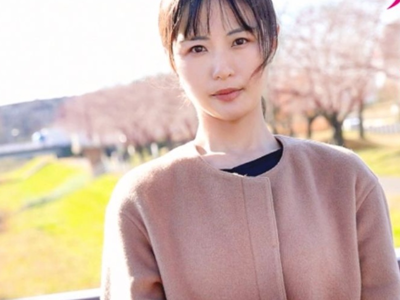 【アラフォー素人】『他人棒、好きです』フェラも好きな３９歳！もっと好きなの後ろからち〇こハメられること