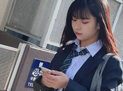 【ガチレイプ】制服姿の女子校生をマジで犯しちゃう鬼畜動画！泣き叫んでも許してもらえず...
