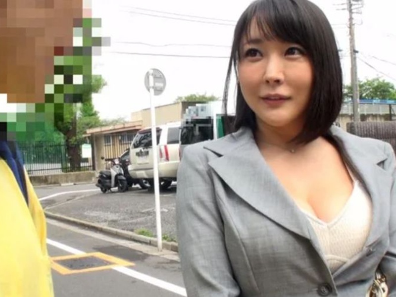 【羽生ありさ】『おっぱいおっきいね、柔らかい』ショタに可愛がられる担任のボイン先生！いいわ、もっとして