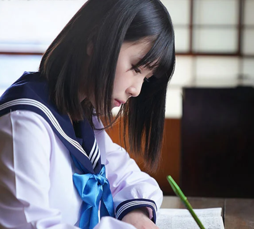 【縛られ女子高生】「学校に行きたくない...」可愛すぎて注目を浴びてしまうこの少女、担任の先生にまでスケベに見られてしまう