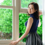 【三十路デビュー】“清楚で上品な人妻がまさかの変態願望”凛とした瞳の裏に眠る本能を曝け出し快感に酔いしれる■流川はる香