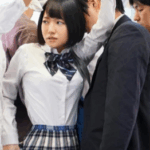 【JKレイプ】教え子である女子高生を電車で痴漢してしまい・・先生×生徒の歪んだ関係に興奮してしまい何度も絶頂！＜伊賀まこ＞