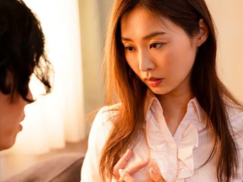 【NTR】両親の不仲を担任の先生に相談すると・・自宅に誘われ相談だけではなく体の関係も持つようになり寝取られSEX＜夏目彩春＞