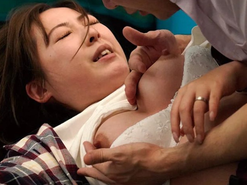 【ながえスタイル】『奥さん、乳首が感じるんだね』スワッピングで抱く人妻！キャンプで開放的になり過ぎの夫婦たち