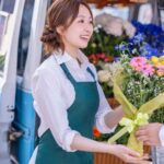 【青空ひかりに中出し】『この奥さんとできるんだな？』清楚な花屋の人妻のエロ姿を旦那が投稿！他人棒を舐めまくる