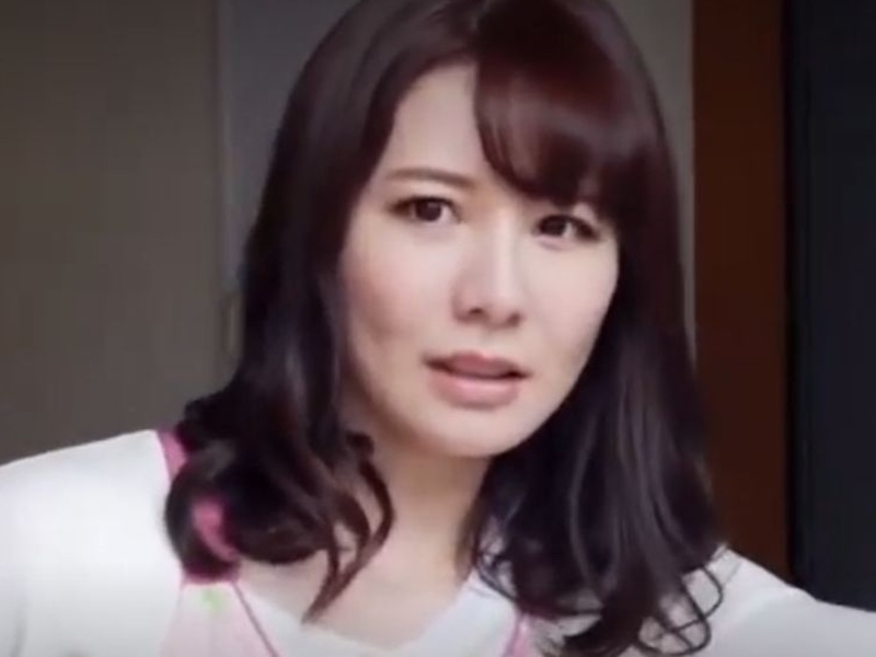 【ながえスタイル】『帰ってください』バレてもいいのか？ゲスな夫の上司！美人妻は戸惑い、受け入れ、感じて、イカされる