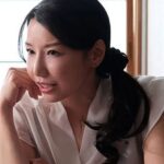 【人妻痴女】『ひょっとして、私とやりたい？』熟女が大学生のボクを誘惑する！このおばさんの腰振りがとてもすごい