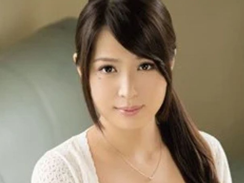 【人妻】『私が我慢すれば…』夫のためと思い上司に犯される健気な若妻！バイブやマッサージにエロく反応イキまくり