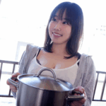 【隣の巨乳姉さん】昼は優しい笑顔、夜は淫らな獣…壁越しに聞こえる絶頂声に理性が崩れ、翌日ついにその身体に手を伸ばした■北村海智