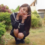 【女子校生】「おじさん…気持ちイイです…♡」スレンダーエロロリ美乳な制服JKが和室でおじさんと中出しセックス！森日向子