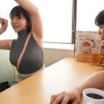 【巨乳】眼鏡をかけた大人しい女子大生のデカパイがすごすぎて・・欲情と勃起が止まらずお願いするとド変態に豹変＜初愛ねんね＞