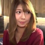 【人妻ナンパ】『えぇ、久しぶりだわ』誘ったセレブは欲求不満の三十路！生ち◯ぽを見た途端、手に取り咥え放さない