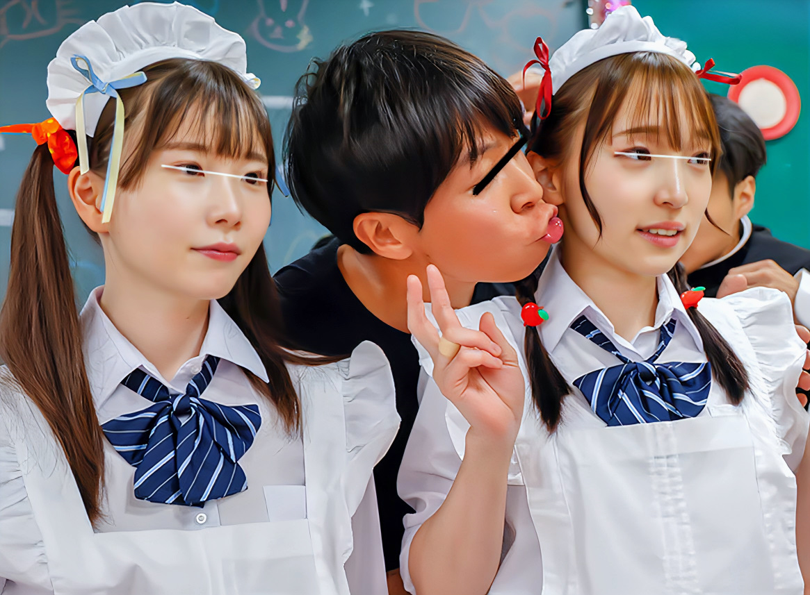 【時間を止めて…】制服姿のスレンダーエロロリ美少女女子校生が時間止まってる間にスケベないたずらをされてしまい…