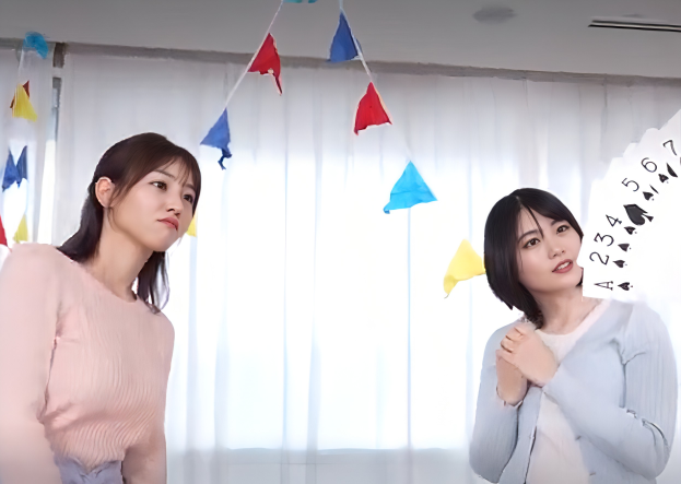 【素人女子大生】「ジャンケンで負けたら脱ぐんですか...？」野球拳で勝ったら賞金貰えるスレンダーエロ美乳な美人JD