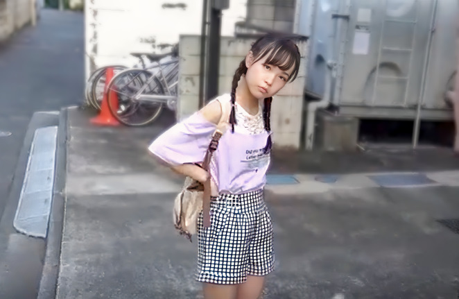 【ロリ少女】「お母さん今はいませんけど...？」小柄なエロパイパンスレンダー美少女が自宅にあがった知らないおじさんに…