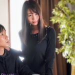 【彼女の親友】「ずっと狙ってたんだよ…♡」カノジョが不在の間にスレンダーエロ美乳な美人友と寝取られセックス！