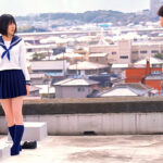 【ミニスカ女子校生】「どうせ死ぬなら一回ヤらせてよｗ」屋上で見かけたスレンダーエロロリ美少女制服ＪＫにお願いしてみたｗ