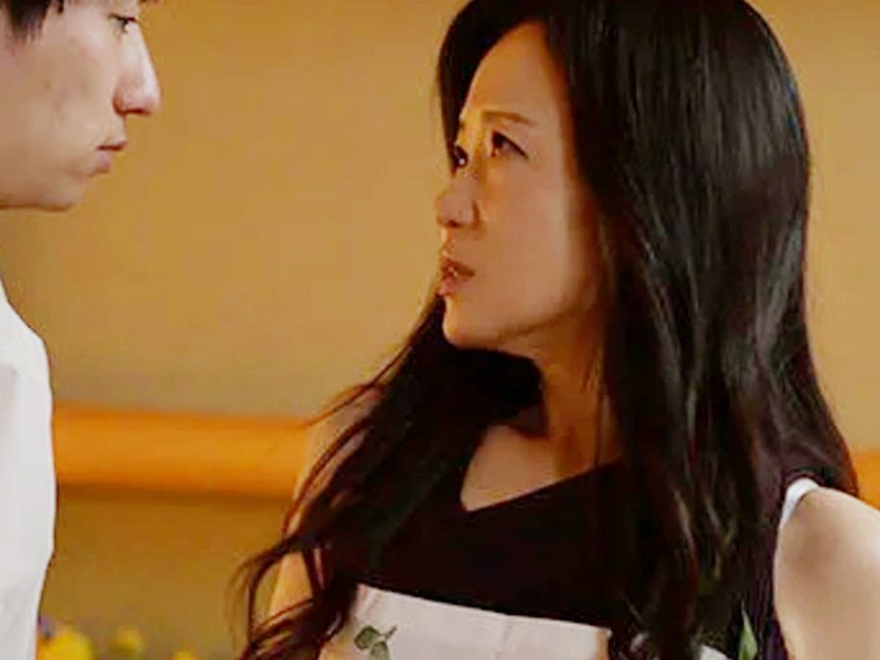 【美しい友人の母】『いいのよ、とっても気持ちよかったわ』中出しまでさせてくれる熟女：本宮みやび！もっとしましょ