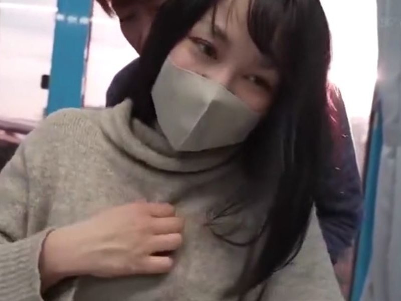 【MM号】『あっ、そこ弱いんです』マスク有りならなんでもヤります！実は淫乱まみさんがおっぱいもマ◯コも見せちゃう