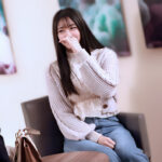 【マッサージNTR】「えっ！　やばいやばいやばい！！」結婚を控えたスレンダーエロ美乳な美少女が女性用風俗に行くと…