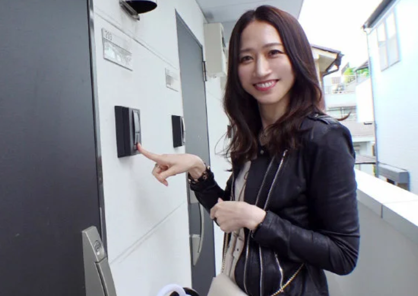 【レンタル人妻】「ウチの妻、お貸しします」スレンダーエロ美乳なおばさん主婦がM男でスケベサービスしちゃう！水戸かな