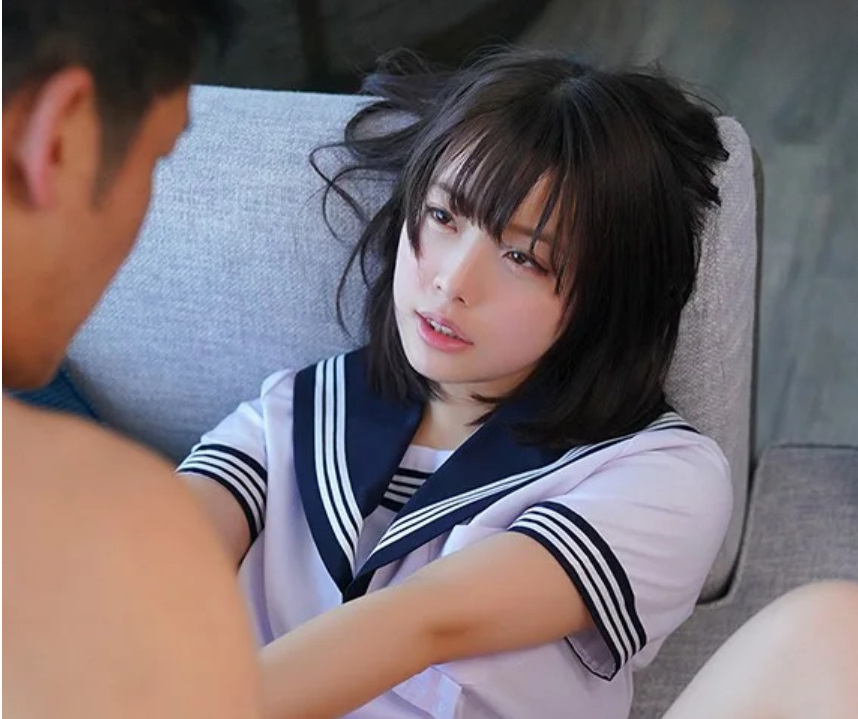 【女子校生】「センセ…いつ奥さんと別れてくれるの？」ロリ顔のスレンダーエロ美乳な制服美少女JKが中年教員と卑猥な行為