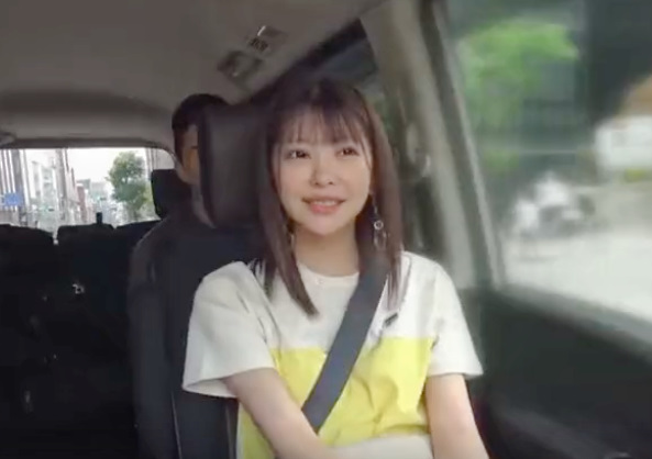 【素人JDナンパ】「ロリ顔に貧乳がまたエロい…」と視聴者から大好評のスレンダーエロ美乳な女子大生のスケベ動画！