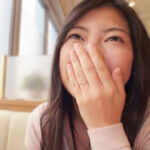 【本物人妻31歳】「４年もセックス…シてません…」５歳の子持ちのエロ美乳なおばさん主婦がアダルト動画初出演！永原菜由