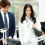 「あの先輩と一度で良いからヤッてみたいよな…」男性社員からエロい目で見られるスレンダー美乳な美人上司がラブホでエロ行為