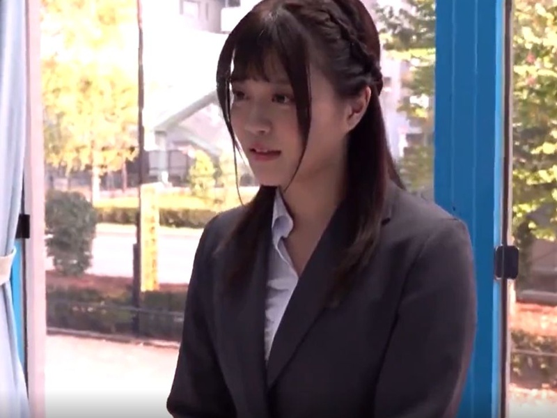 【素人ナンパ】『就活生を応援するインターネット番組です』企業説明会帰りにマジックミラー号で口説いてイカせて…