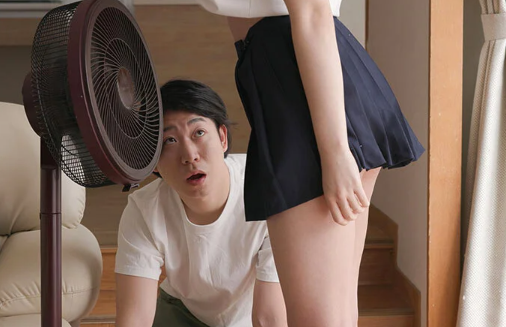 【妻の妹】「女子校生って…良い匂いするな…」エロ美乳なミニスカ制服美少女JKが姉の旦那に欲情されてしまい…